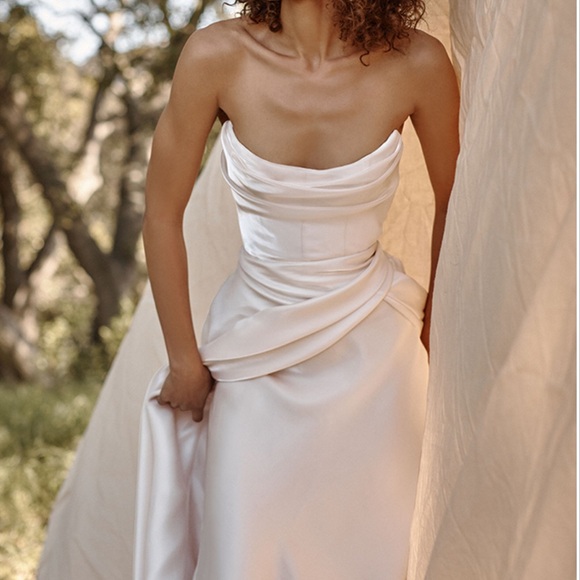 UPDATE FOUND - Katherine Tash Luna - Rose - Picture 1 of 1
